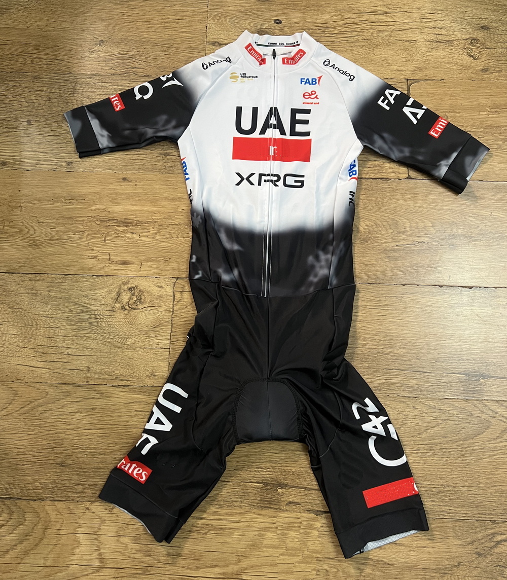LASER CUT Skinsuit 2025 2026 U – Cycling Gear Brands Bewertung und Preis